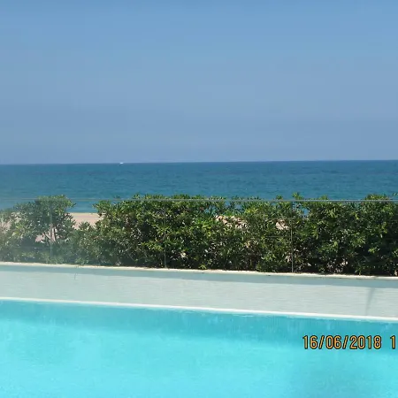 Marenia, Duplex En Primera Linea De Playa Apartament