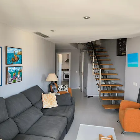 شقة Marenia, Duplex En Primera Linea De Playa *
