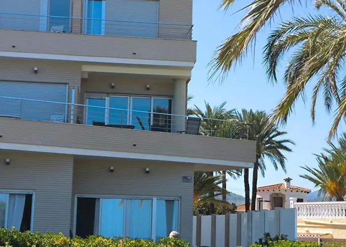 شقة Marenia, Duplex En Primera Linea De Playa